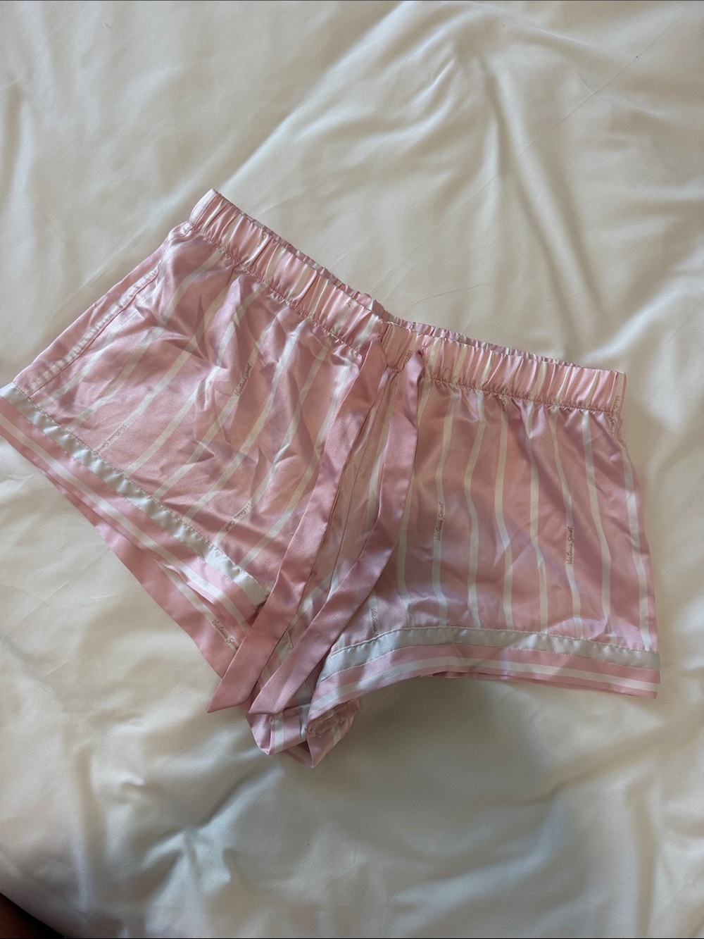Victoria secret pj set - Picture 4 of 8